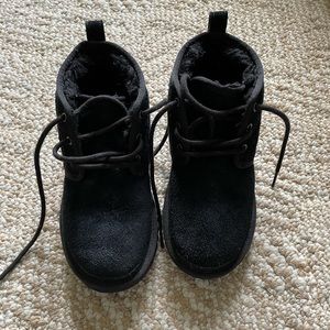 UGG Neumel Boots- Like New